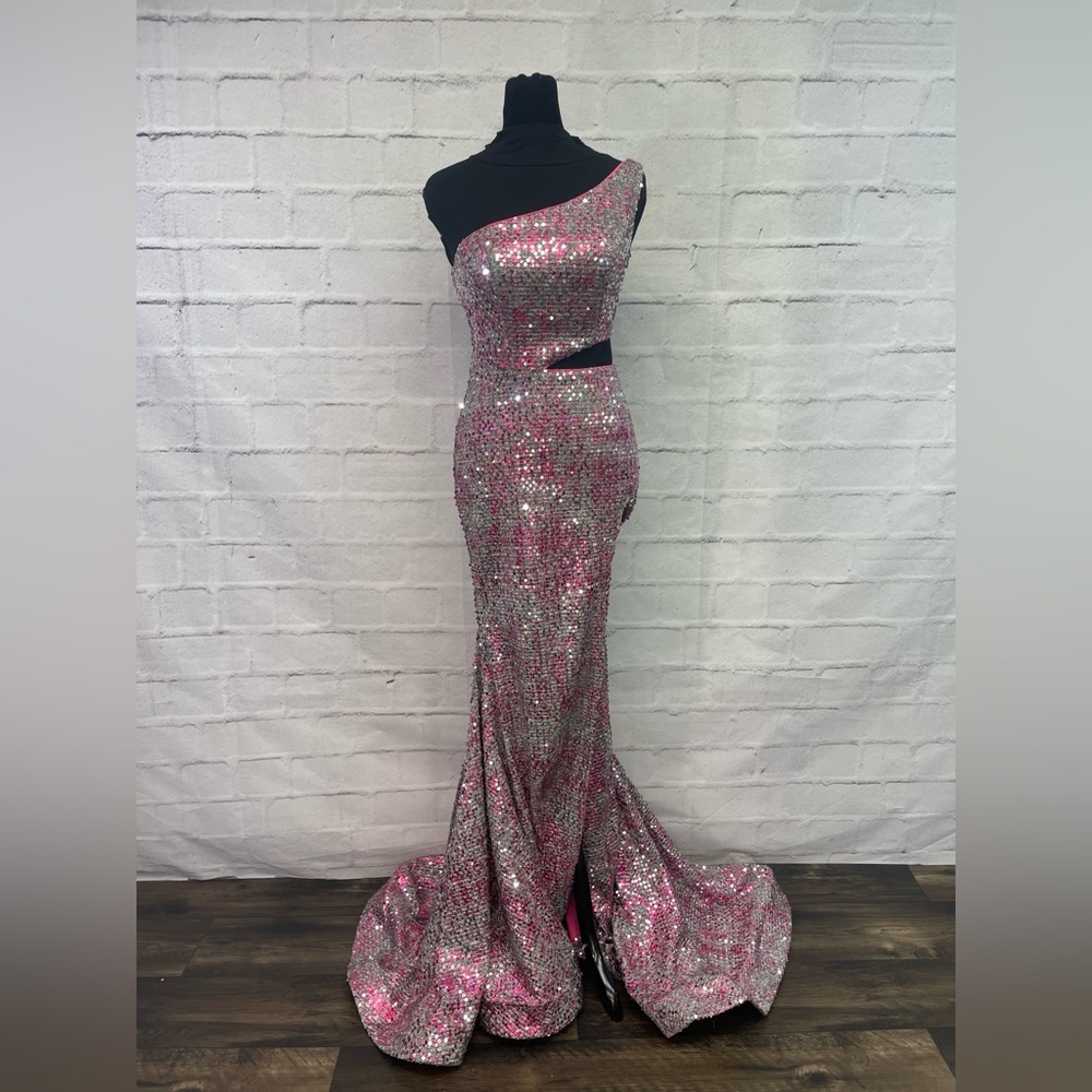 Pink Asymmetrical Embellished One-Shoulder Gown - Picture 4 of 5